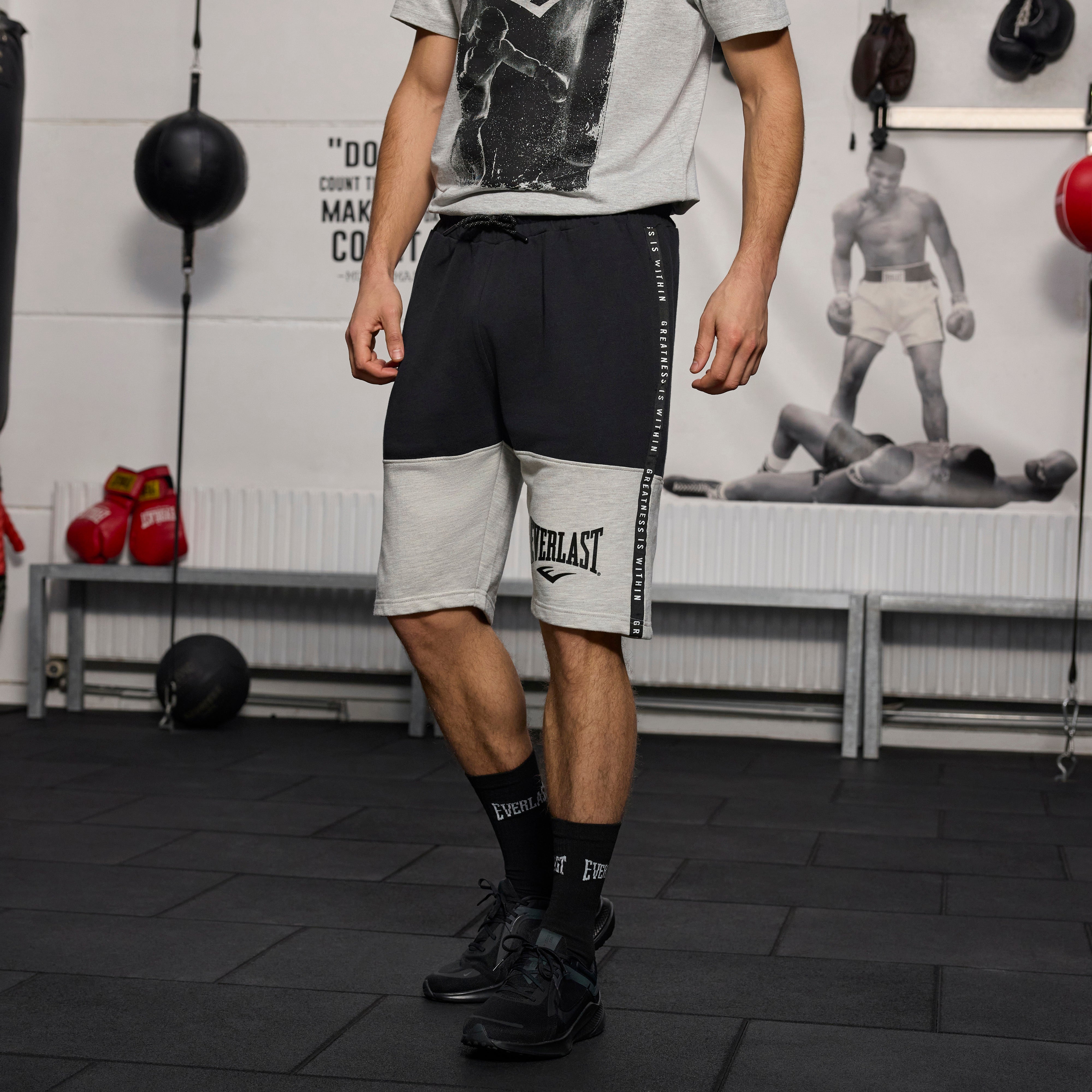 Everlast while Contrast Final Cut Sweat Shorts